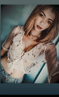 thaibabexx's Offline Chat Room