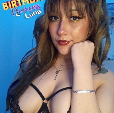 Luna_SofiaXX Female Striptease Free Webcam Chat