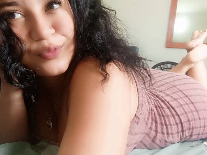 glamcambabes.com katrinisyouung livesex profile in grey-eyes cams