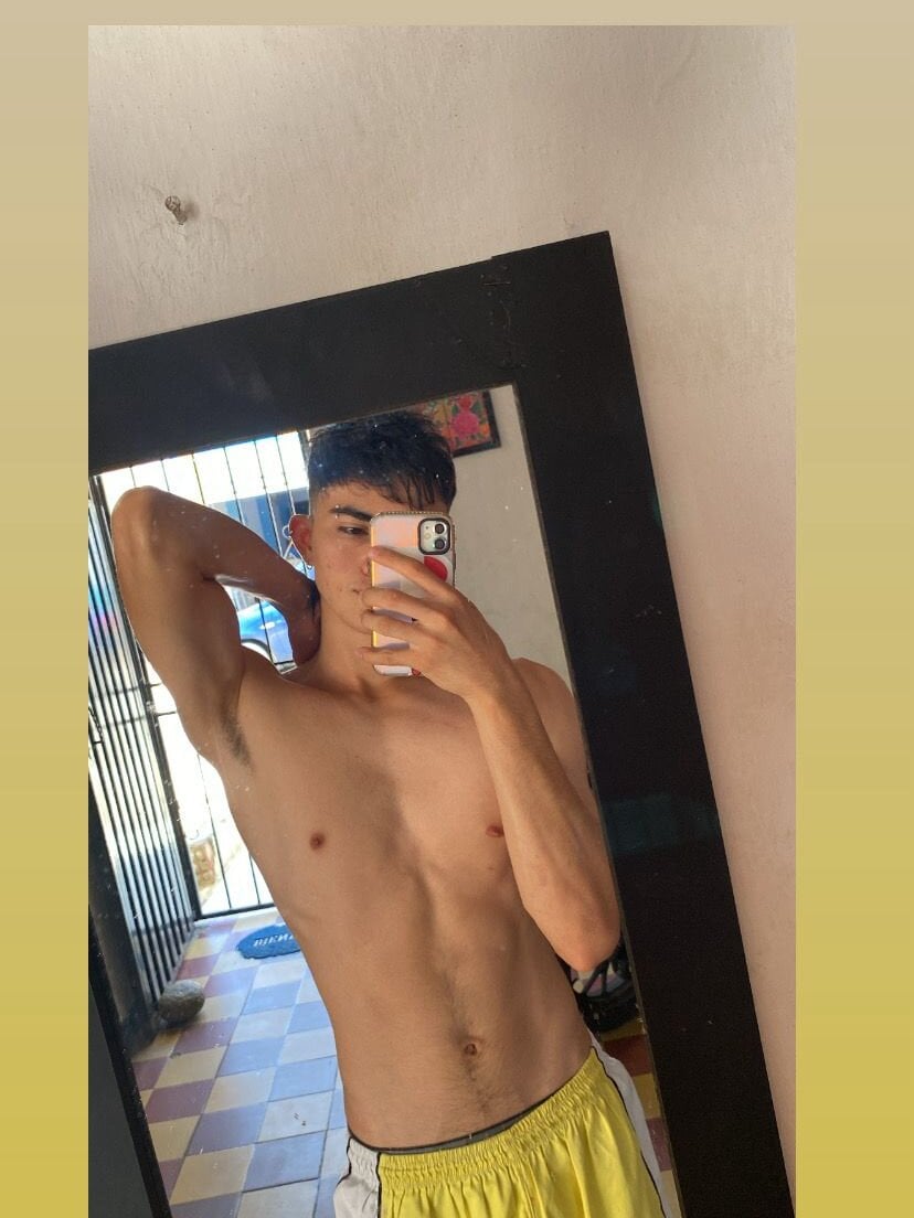 myke_hotxxx from stripchat
