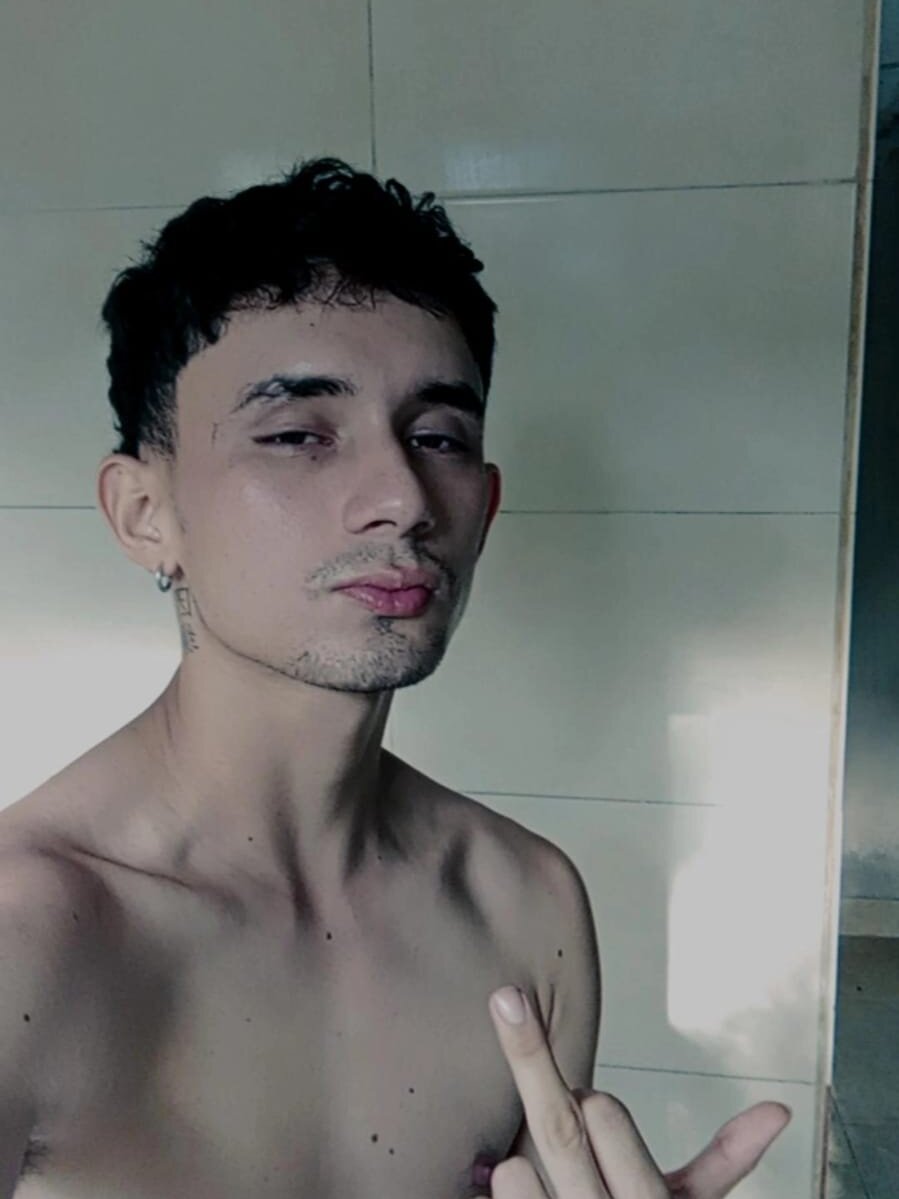Sebastian_kink profile