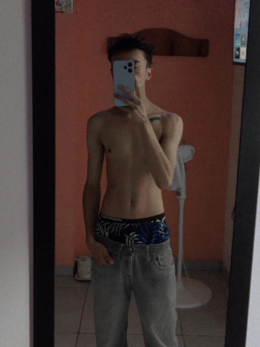 jorge_hot02's Offline XXX Chat