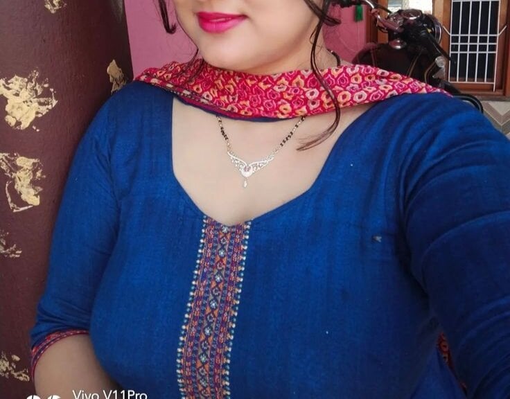 stripchat pia_vavi39 webcam profile pic via free6cams.com