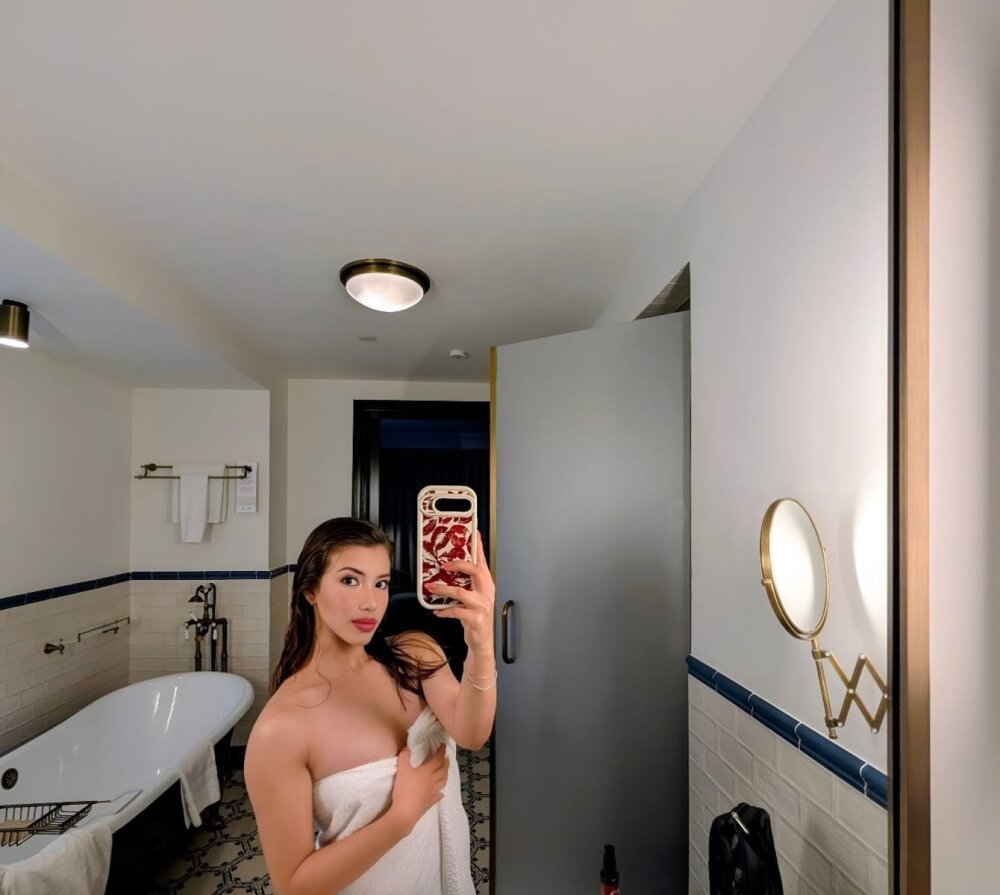 Angelfuego Chat XXX Ngoại tuyến