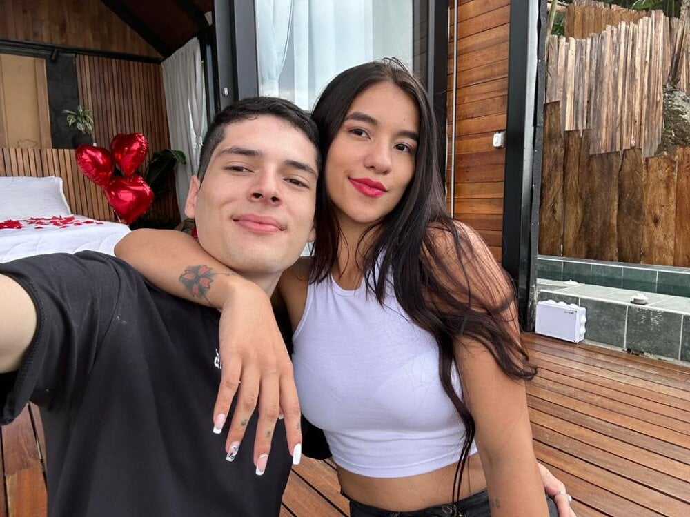 Live sex webcam photo for daniel_ashley_hot #290328309