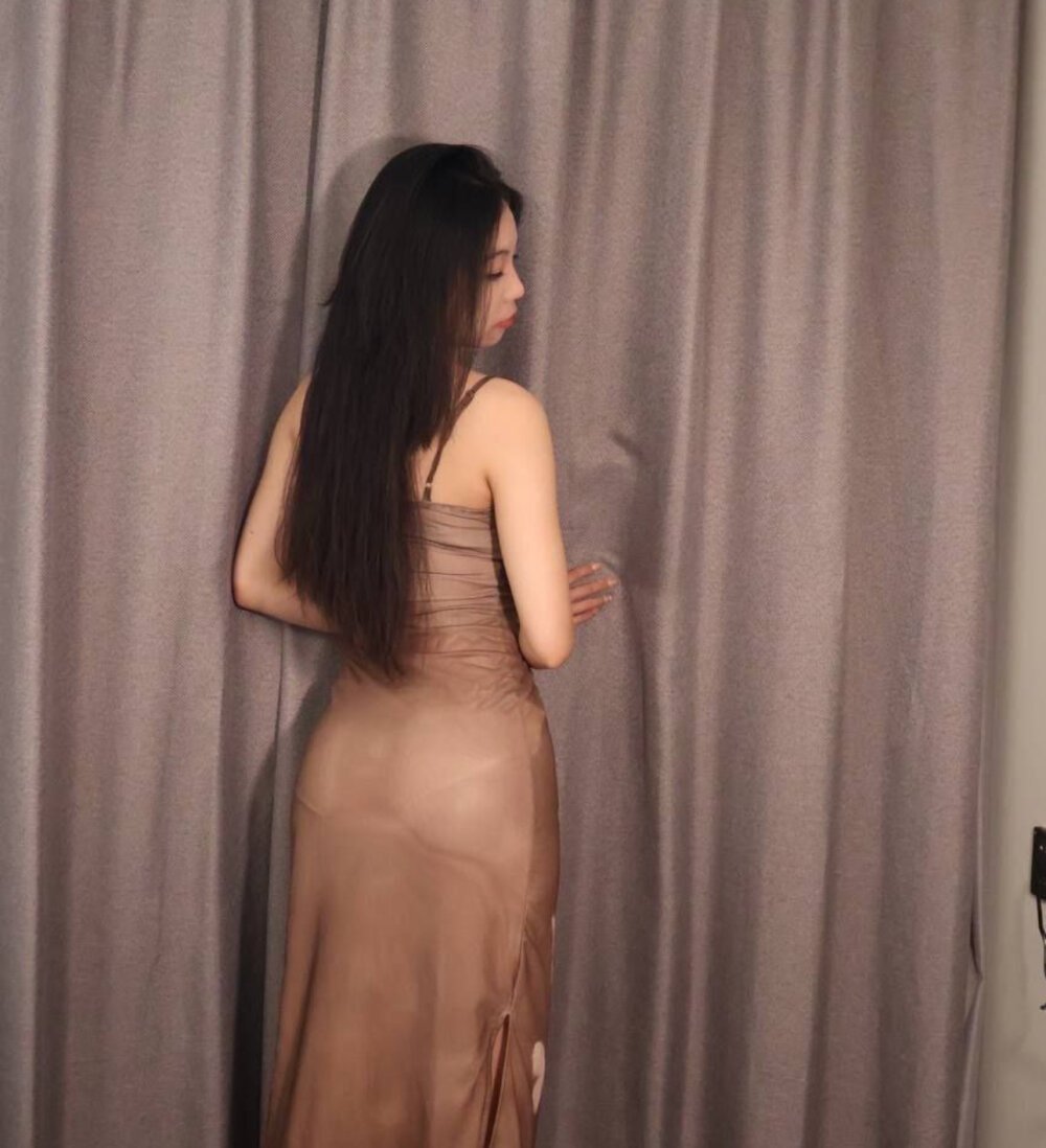 sexlivecamsites.com juni-li livesex profile in where-you-get-hot cams