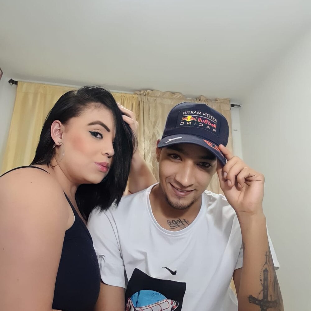 Live sex webcam photo for eimmy_dollx #289919791