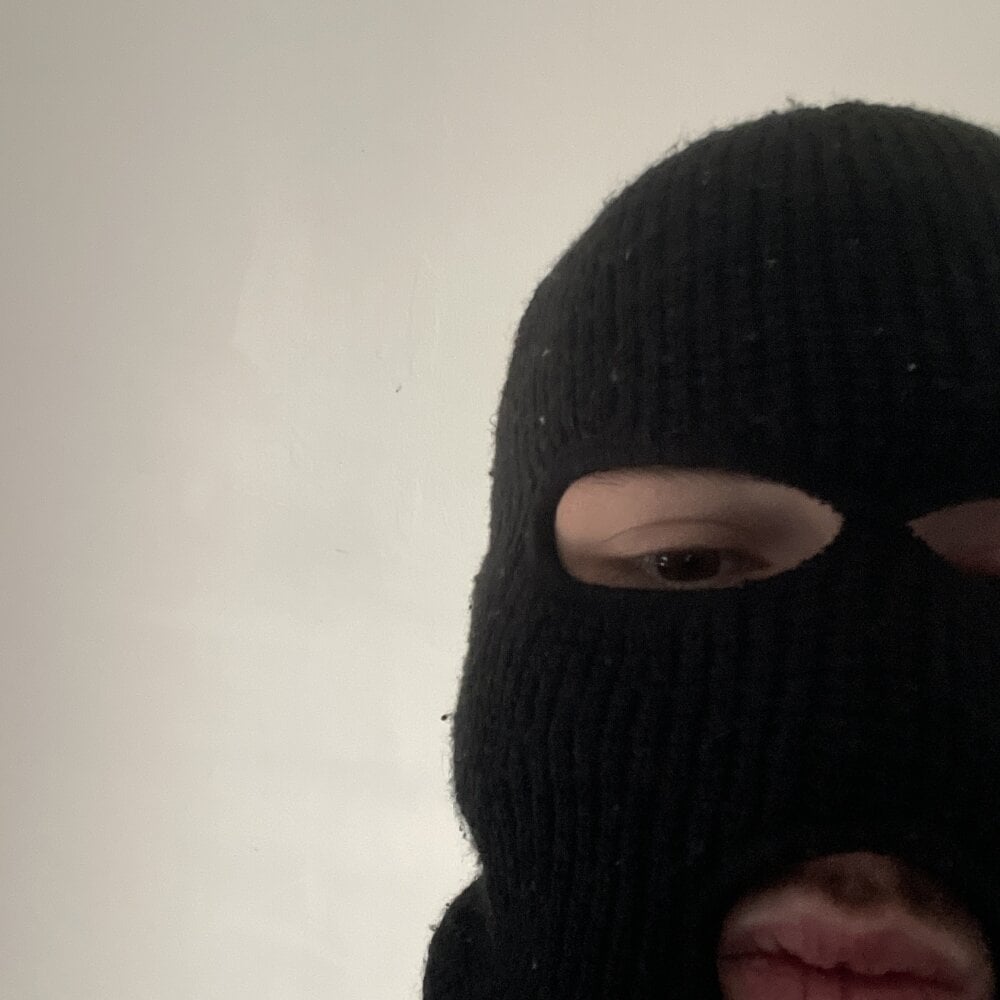 lorenzo13450 from stripchat