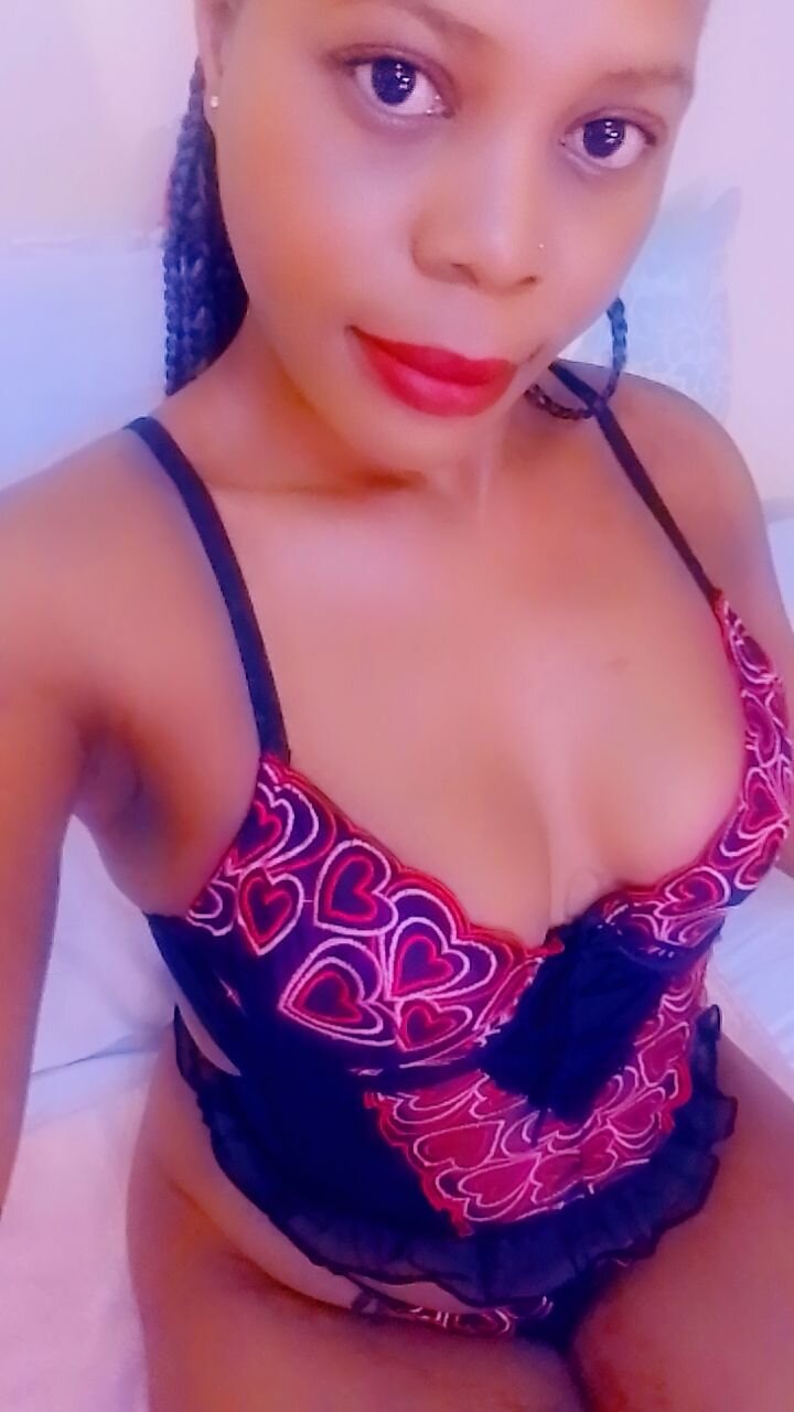 SluttyAssXX