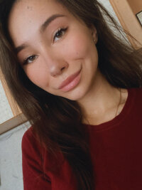 Miss_pineapple_94's Offline XXX Chat