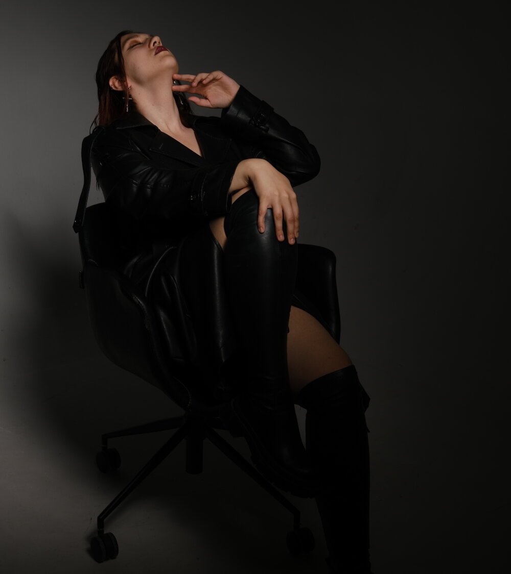 stripchat camila_fernandez webcam profile pic via show2cam.com