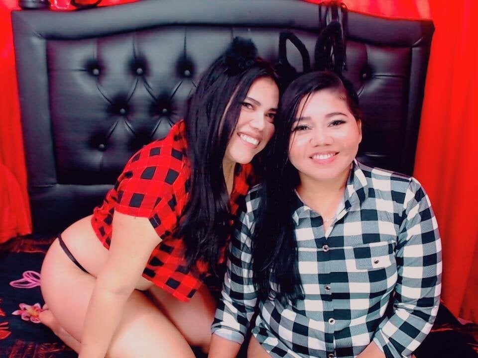 Live sex webcam photo for LucyAndTifany #286379365