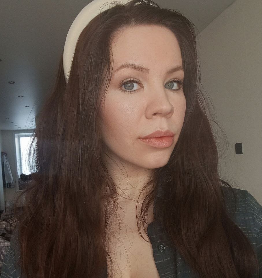 VallerieeEvanss profile