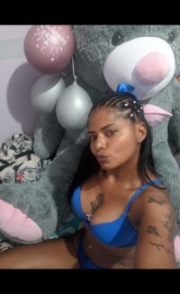 consentida_15's Offline XXX Chat