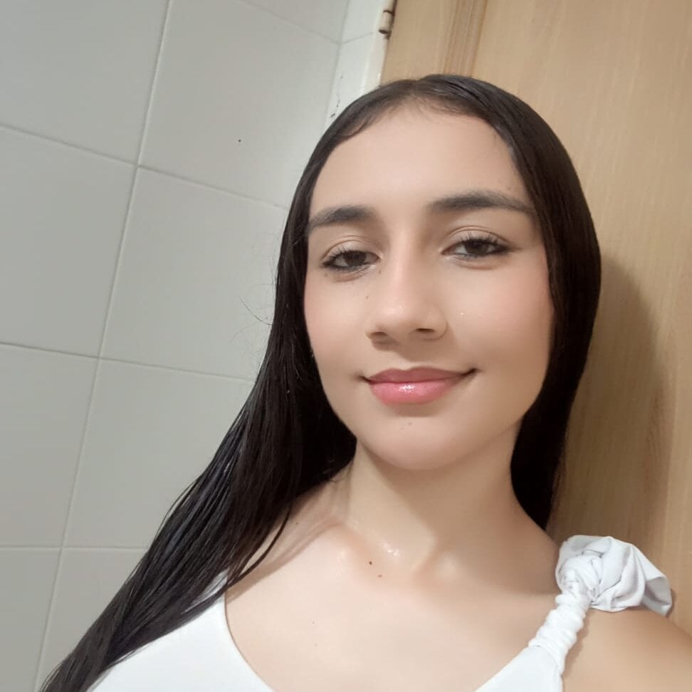 vaiolet_miller from stripchat