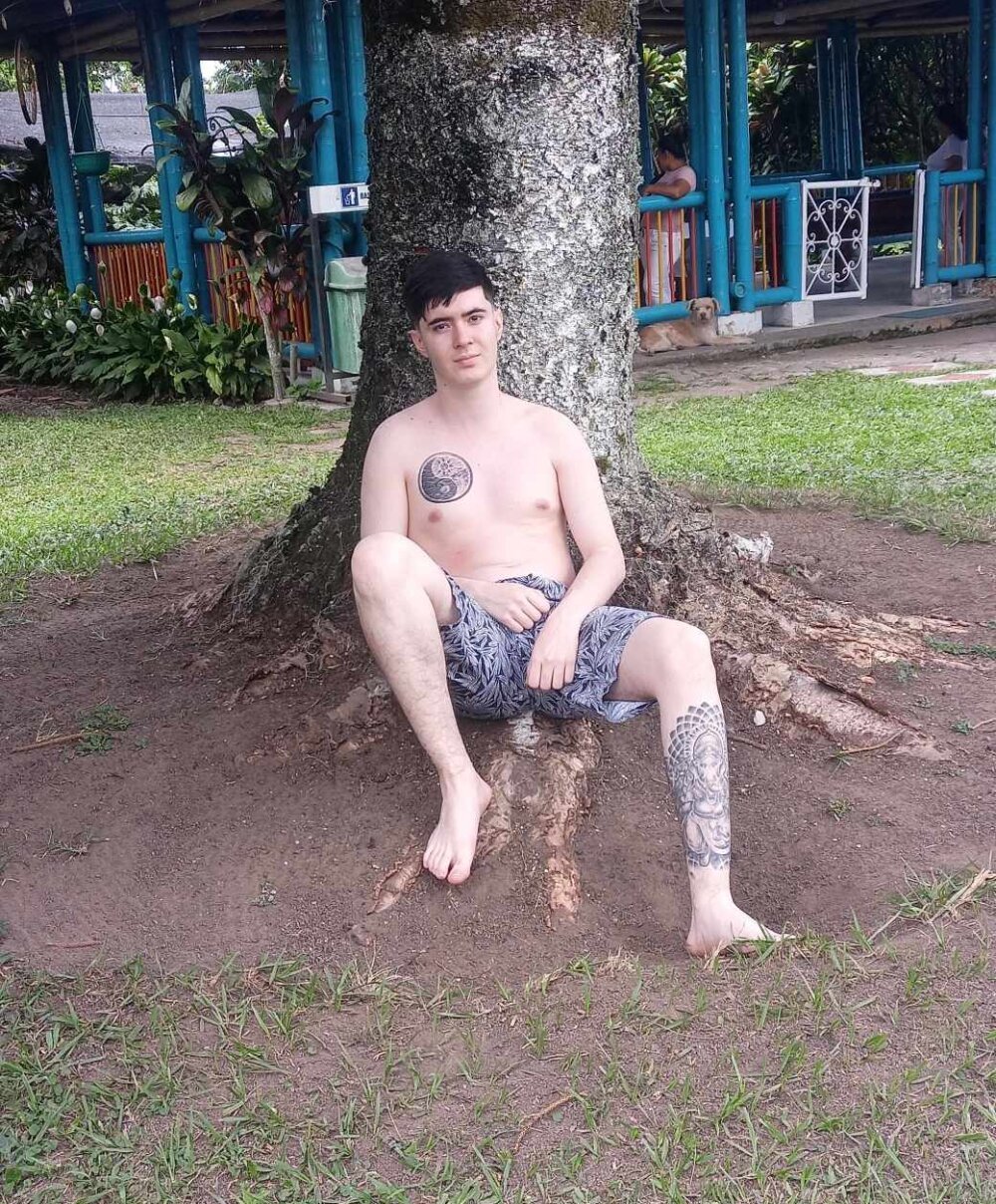 LioDick – Offline XXX chat