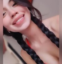 sarita-snow's Offline Chat Room
