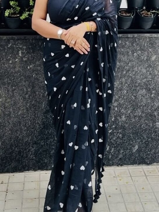 onaircams.com naughty_babee livesex profile in straight cams