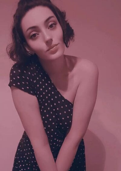 Likalovees Gallery Image 1