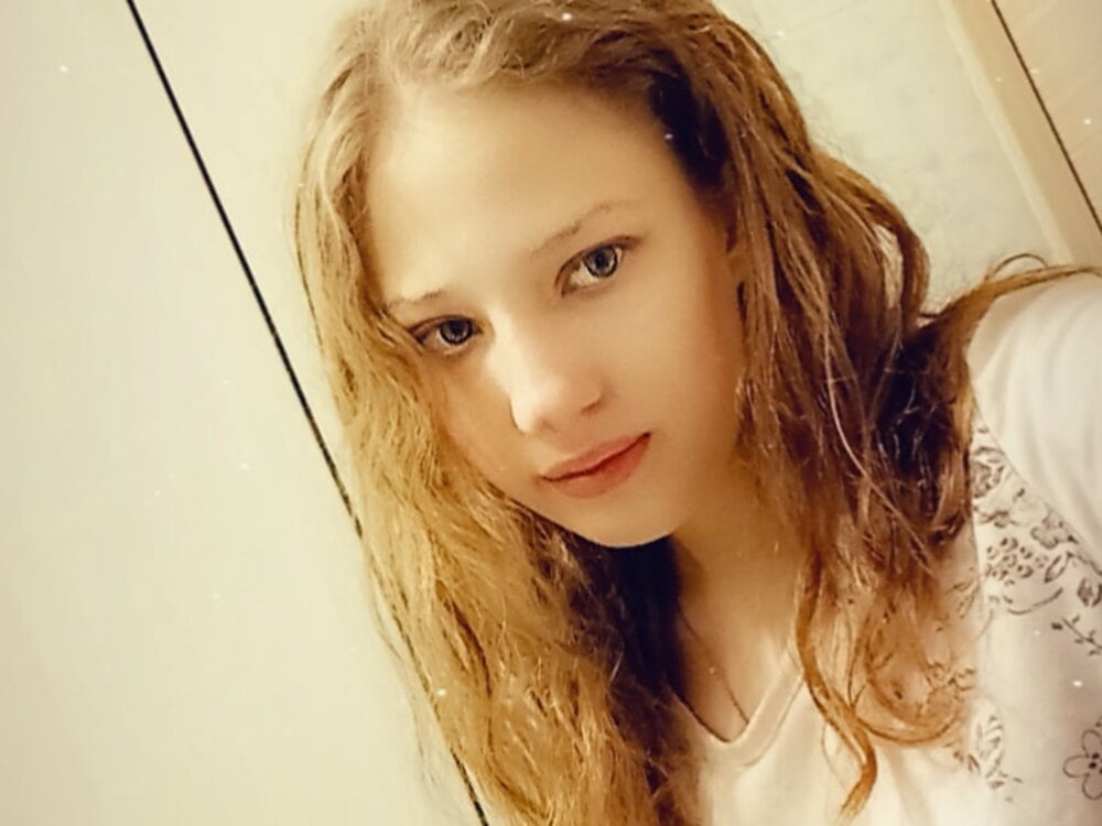 amanda_watson_ webcam profile - Zambian