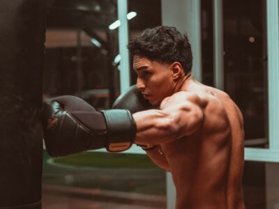 bruce_roldan