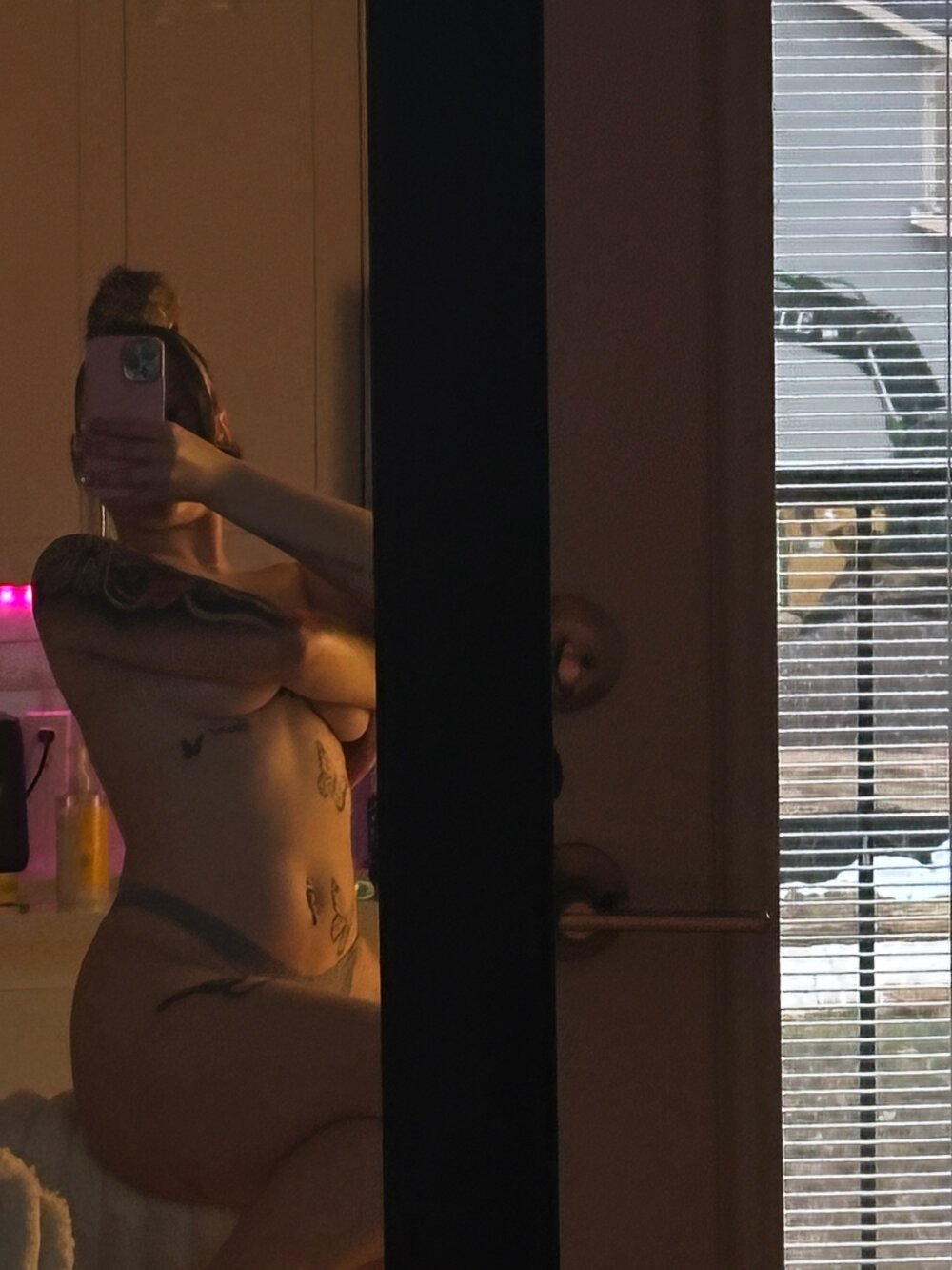 badgirlwebcam.com bbyhouston livesex profile in green-eyes cams