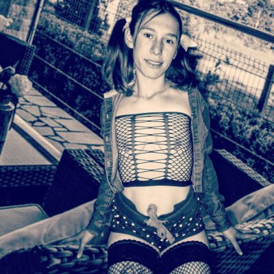 babylexx_18 from stripchat