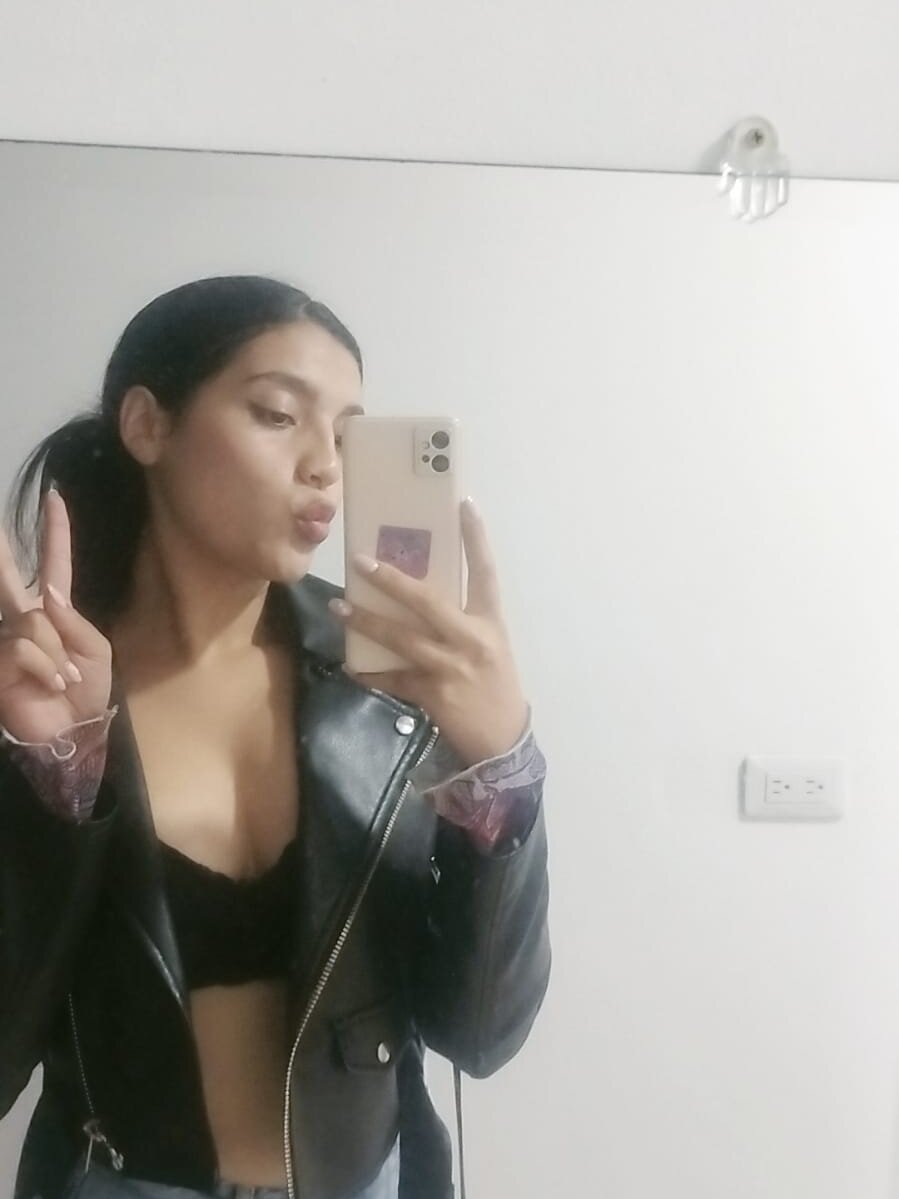 MiaBonnie_x profile