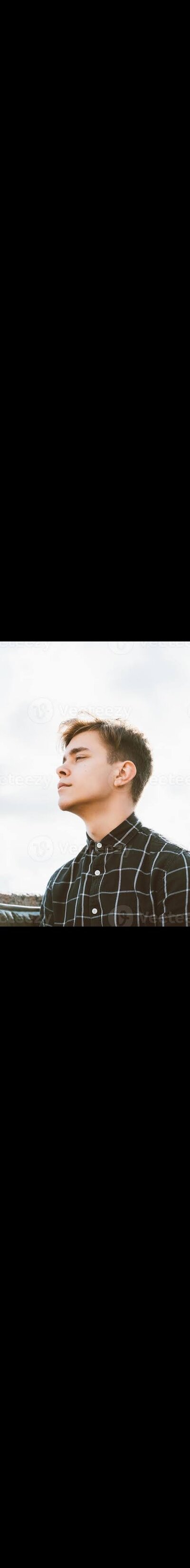 YOUNG_BULL_'s Offline Chat Room