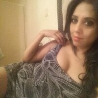 Mahi4luv's Live Sex Cam Show