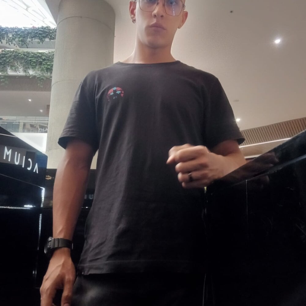 DominikSexy4u profile