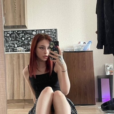 Christine_Heisen 🆚 online nude chat