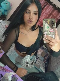 kathiadulce_oli's Offline XXX Chat