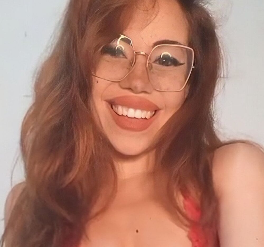 sexcityguide.com eviedutton livesex profile in bisexual cams