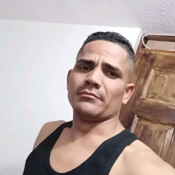 Tolisrael27's Offline XXX Chat