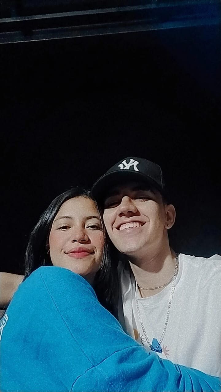 Amelia_and_lucas