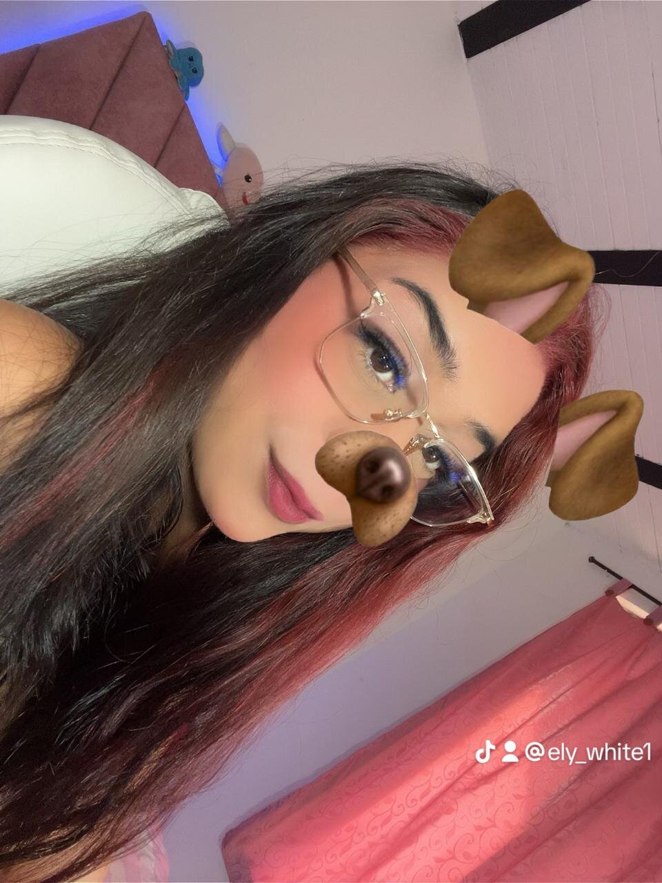 Elywhite1