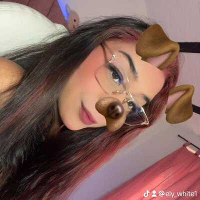 Elywhite1