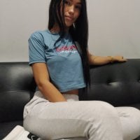 Ammy_lee69's Offline Chat Room