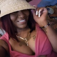 Mama_Kash's Offline Chat Room