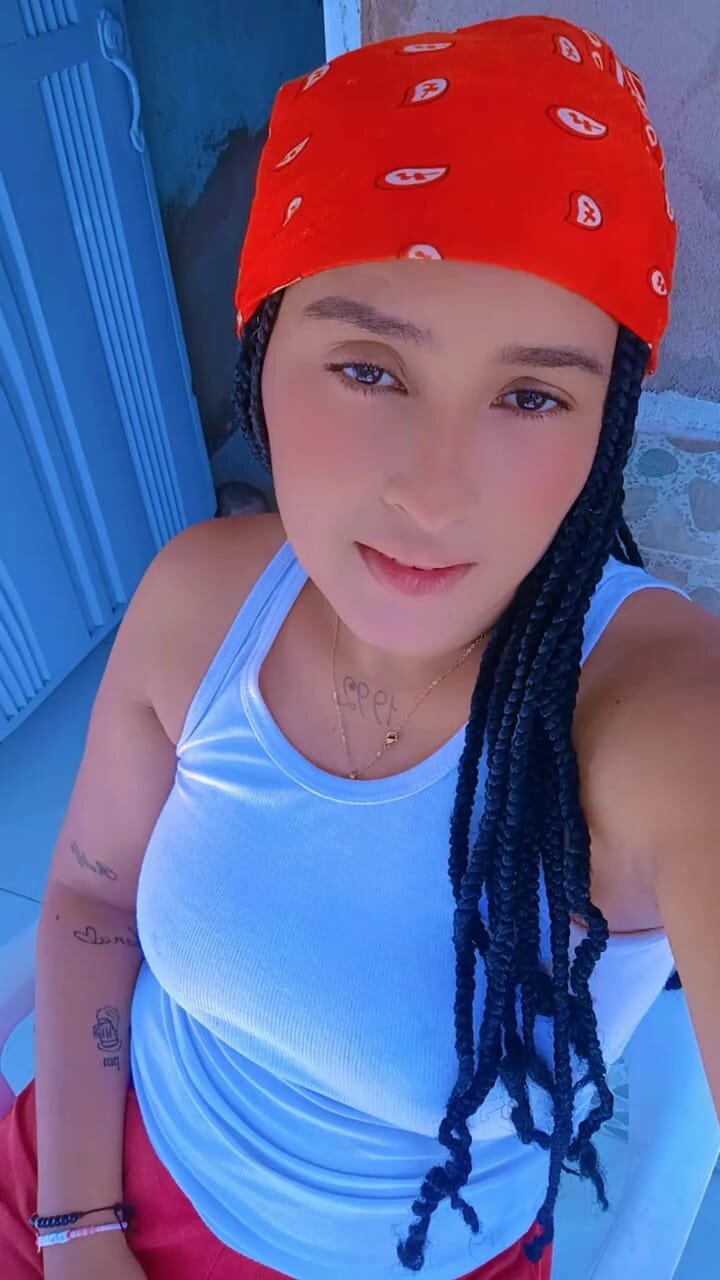 alexahotcm101