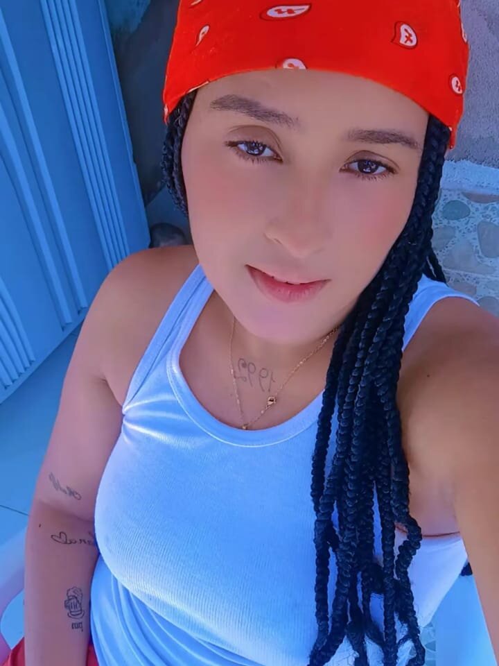 alexahotcm101