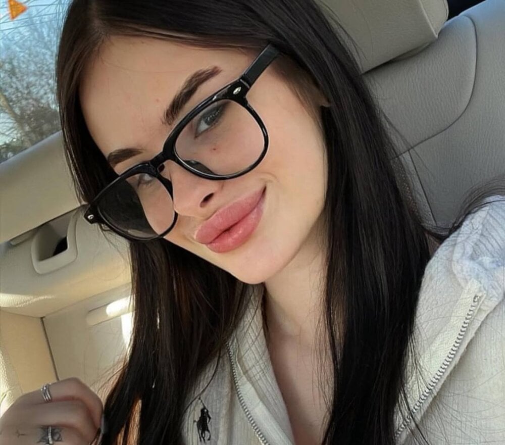 dark_annabelle