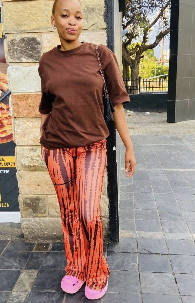 free6cams.com nisha_102 livesex profile in ebony cams