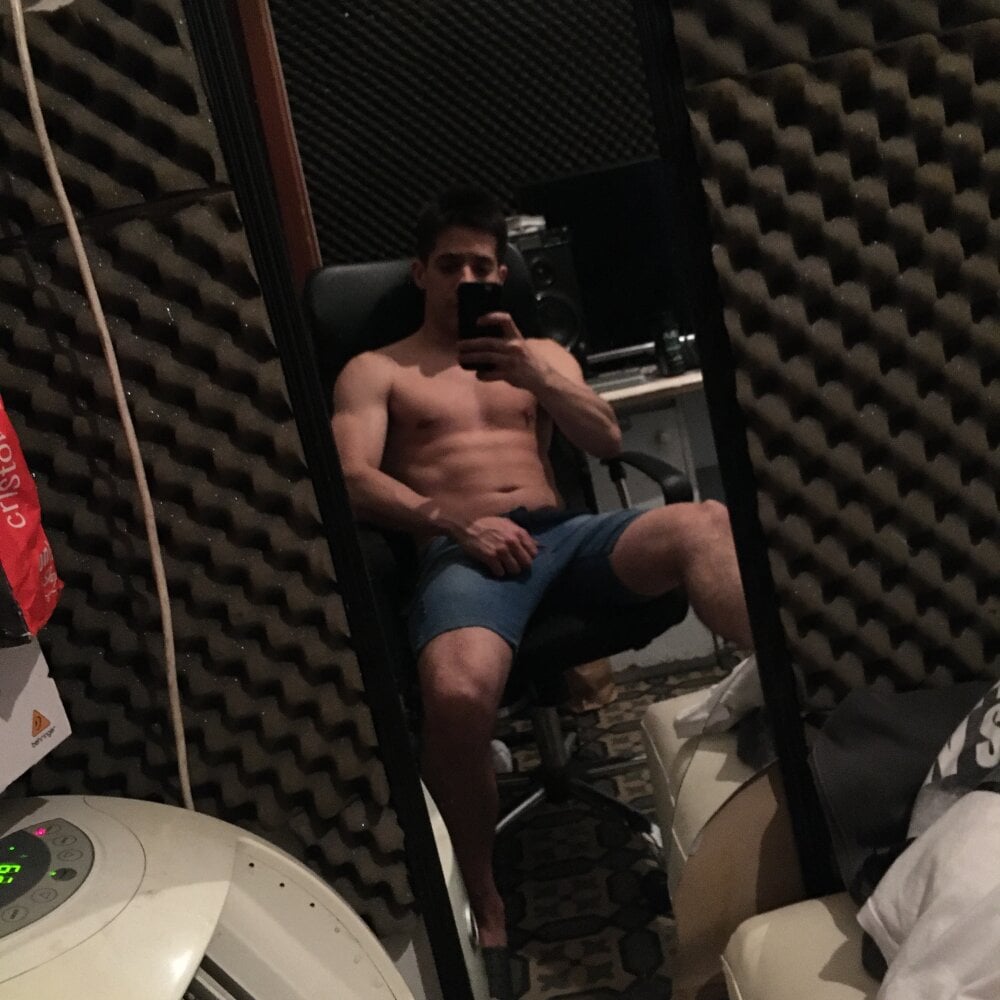 morfeoboyxxx from stripchat