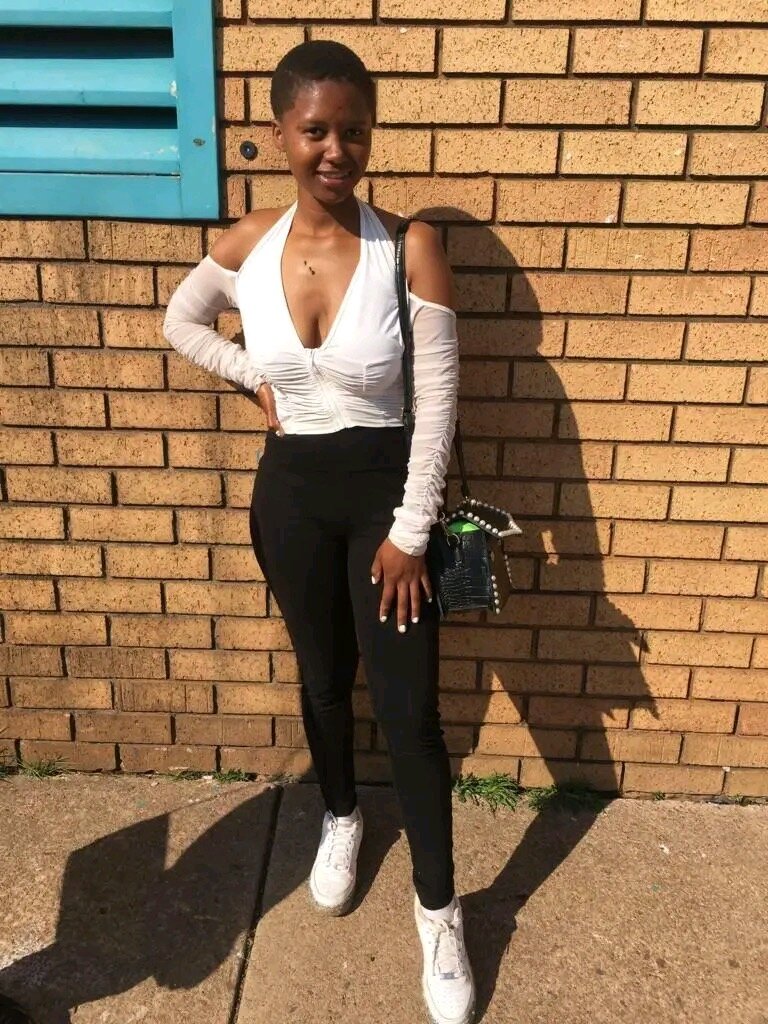 Slutyslender05