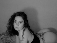 חדר צ'אט לא מקוון של Hott_Emma