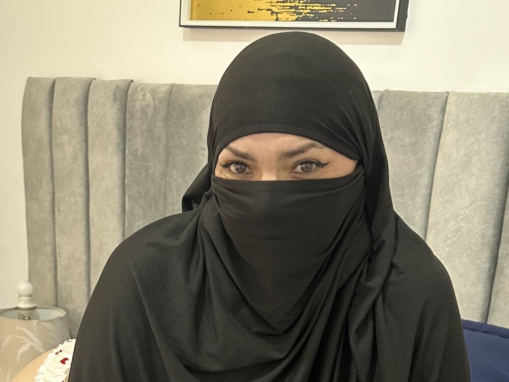 cheapadultsexcams.com _naylaa_ livesex profile in im-on-ur-mind-rigth-now cams