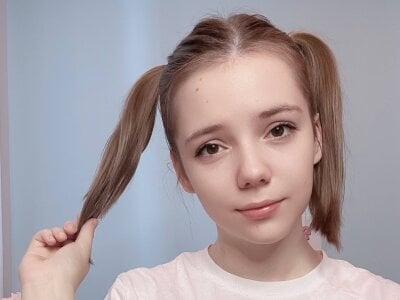 PrincessLittleKiki on StripChat