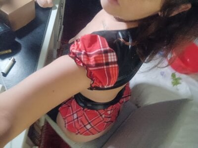 Bratty_niagara